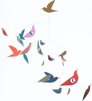 MOBILE PAJAROS MULTICOLORES