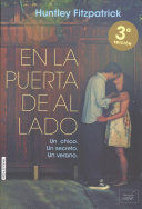 EN LA PUERTA DE AL LADO