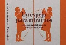 UN ESPEJO PARA MIRARNOS